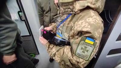 На Закарпатті затримали двох чоловіків за спробу незаконного перетину кордону