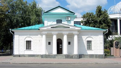 Пожежні вежі та кінні обози: як працювала рятувальна служба у Полтаві дві сотні років тому Пожежні вежі та кінні обози: як працювала рятувальна служба у Полтаві дві сотні років тому