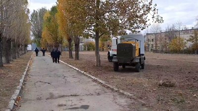 120 додаткових ліжок. На Херсонщині розгортають мобільний госпіталь для хворих на коронавірус 120 додаткових ліжок. На Херсонщині розгортають мобільний госпіталь для хворих на коронавірус