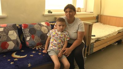 Світлана Журік з п'ятирічним сином Артемом Світлана Журік з п'ятирічним сином Артемом