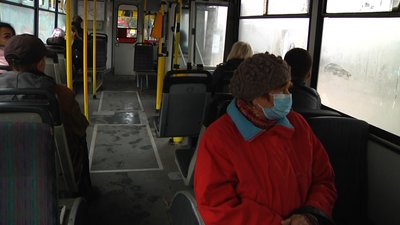 У Житомирі контролери перевіряють дотримання маскового режиму в транспорті