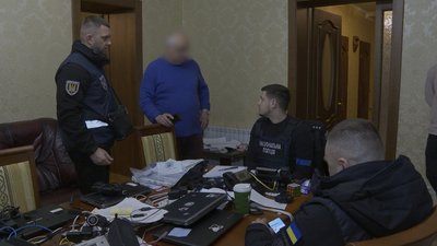 Поліція проводить обшуки у фігурантів справи про оборудки з землею на Київщині