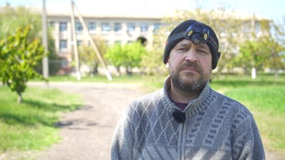 Родина вчителів з Кам'янського третій місяць живе під постійною канонадою