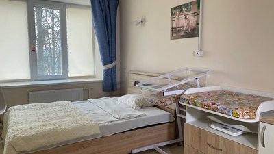 "Накривали своїм тілом, щоб не вбило дитину". Історії з Тростянецького пологового відділення "Накривали своїм тілом, щоб не вбило дитину". Історії з Тростянецького пологового відділення