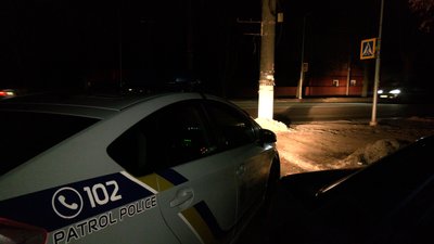 У Чернігові до кінця тижня освітлять пішохідний перехід, де збили на смерть немовля У Чернігові до кінця тижня освітлять пішохідний перехід, де збили на смерть немовля