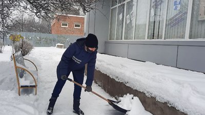 Вісім протоколів та попередження. Спецінспекція перевіряла, як розчистили сніг у Кропивницькому Вісім протоколів та попередження. Спецінспекція перевіряла, як розчистили сніг у Кропивницькому