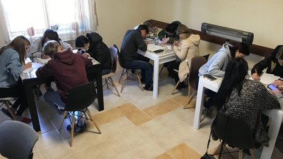 Сироти з Тернопільщини отримали сертифікати на стипендію
