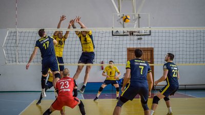 Житомирські "Житичі" перемогли харківський "Локомотив" у матчі 8 туру волейбольної Суперліги Житомирські "Житичі" перемогли харківський "Локомотив" у матчі 8 туру волейбольної Суперліги
