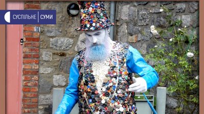 Як тільки з’являються гроші, зникає мистецтво, – сумський вуличний митець Дмитро Буйвал Як тільки з’являються гроші, зникає мистецтво, – сумський вуличний митець Дмитро Буйвал