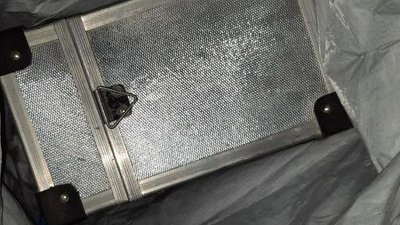 У Житомирі затримали чоловіка, якого підозрюють у причетності до крадіжки з автомобіля У Житомирі затримали чоловіка, якого підозрюють у причетності до крадіжки з автомобіля