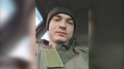 "Знаю, що він живий". Бахмутянка вже рік чекає свого нареченого з російського полону "Знаю, що він живий". Бахмутянка вже рік чекає свого нареченого з російського полону