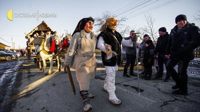 "Ніхто не скаже, про що це, але це в нас у крові". Пошук сенсів у чистому мистецтві Маланки "Ніхто не скаже, про що це, але це в нас у крові". Пошук сенсів у чистому мистецтві Маланки