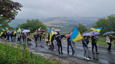 На Тернопільщині попрощалися із двома військовослужбовцями