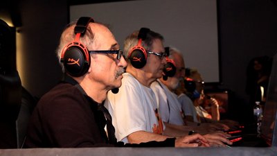 Одеські пенсіонери встановили рекорд України з гри Counter-Strike Одеські пенсіонери встановили рекорд України з гри Counter-Strike