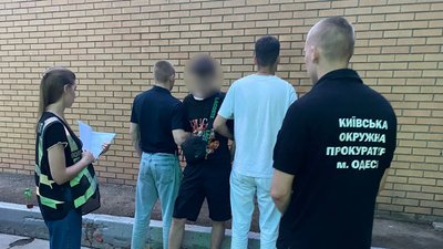В Одесі судитимуть чоловіка, який за $1400 обіцяв зняти з розшуку ТЦК