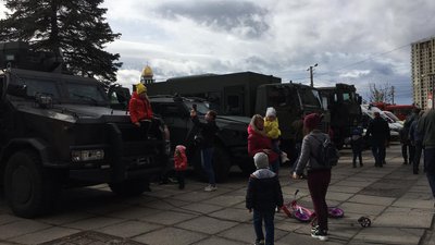 У Львові презентували виставку військової техніки
