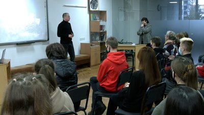 У Рівному в ПДМ провели передпрем'єрний показ стрічки "Дорога смерті "Рівне — Сосонки" У Рівному в ПДМ провели передпрем'єрний показ стрічки "Дорога смерті "Рівне — Сосонки"