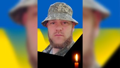 Чотирьох воїнів на Чернігівщині провели в останню путь Чотирьох воїнів на Чернігівщині провели в останню путь