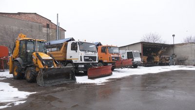 Дороги у селах Франківської громади ремонтуватиме КП "Муніципальна дорожня компанія"