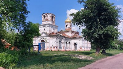 Церква у Лукашівці після звільнення села Церква у Лукашівці після звільнення села