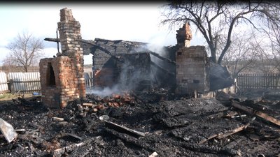 "Дітей врятувати було неможливо, полум’я било звідусіль", - рятувальник про нічну пожежу під Ковелем