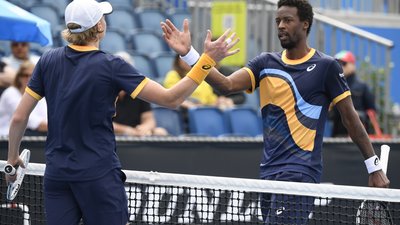 Монфіс та Кербер покинули Australian Open. Підсумки першого ігрового дня