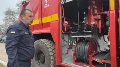 Рятувальники отримали спецмашини Рятувальники отримали спецмашини