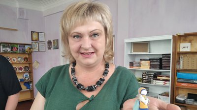 Діти для ЗСУ – на Житомирщині діти малювали малюнки та виготовляли обереги Діти для ЗСУ – на Житомирщині діти малювали малюнки та виготовляли обереги