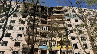 Армія РФ вдарила КАБом по багатоповерхівці в Краматорську: загинула дитина