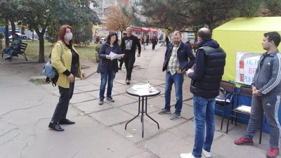 Миколаївці вийшли на акцію протесту "STOP Екотранс"