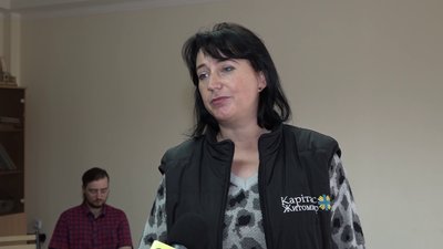 Майстер-класи та заняття з психологом: в Житомирі працює осінній табір для дітей-переселенців Майстер-класи та заняття з психологом: в Житомирі працює осінній табір для дітей-переселенців