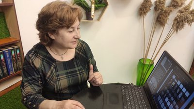 Схему вишиванки для Залужного створила тернопільська майстриня Схему вишиванки для Залужного створила тернопільська майстриня