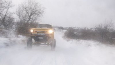 Зробив із "Запорожця" всюдихід: харків'янин зібрав гібридне авто Зробив із "Запорожця" всюдихід: харків'янин зібрав гібридне авто