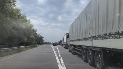 2 місяці триватиме ремонт моста на КПП "Тиса" на українсько-угорському кордоні: чи є черги