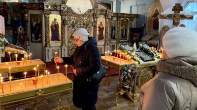"Молимося за мир в Україні": у Черкасах три парафії відзначають Різдво 25 грудня