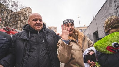 Співробітник Запорізької АЕС освідчився коханій у пожежній частині