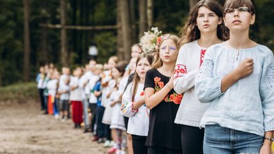 "Зруйнували матеріальну базу, але не ідею". Як живе "Грунівська Січ" за 10 км від кордону з РФ "Зруйнували матеріальну базу, але не ідею". Як живе "Грунівська Січ" за 10 км від кордону з РФ