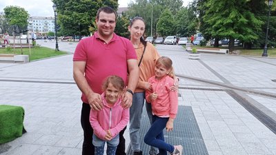 Перший в області мобільний дитячий намет від ЮНІСЕФ розмістили у Житомирі Перший в області мобільний дитячий намет від ЮНІСЕФ розмістили у Житомирі
