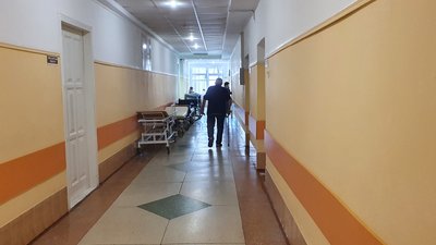 У Рівному комісія з’ясовує, чому медзаклади просять гроші на ліки і матеріали