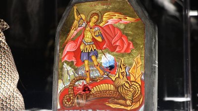 У Львові презентували виставку артоб'єктів, створених з бронеплит