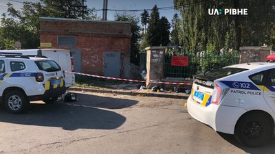 Тіло чоловіка з колотими ранами знайшли на Дубенській Тіло чоловіка з колотими ранами знайшли на Дубенській