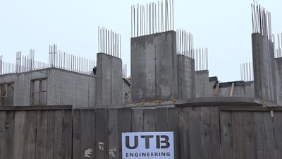 На будівельні майданчики "Укрсівербуду" у Чернігові заїхала техніка "УТБ-інжиніринг"