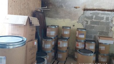 Поліція викрила організацію, що займалася збутом казенного пороху Поліція викрила організацію, що займалася збутом казенного пороху