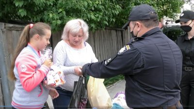 У Херсоні із Днем захисту дітей привітали учасників проєкту "Краса без обмежень" У Херсоні із Днем захисту дітей привітали учасників проєкту "Краса без обмежень"