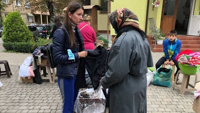 У Франківську розгорнули ринок для людей у скруті