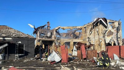Військові РФ атакували КАБами прифронтову Комишуваху на Запоріжжі: є поранена