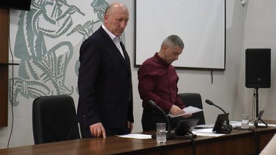 На Івано-Франківщині голові Бурштинської громади Василю Андрієшину депутати висловили недовіру: яка причина На Івано-Франківщині голові Бурштинської громади Василю Андрієшину депутати висловили недовіру: яка причина