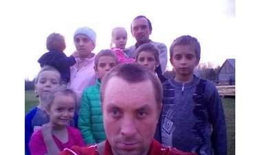 На Рівненщини у багатодітного Кіборга згорів дім. Чоловік просить допомогти На Рівненщини у багатодітного Кіборга згорів дім. Чоловік просить допомогти