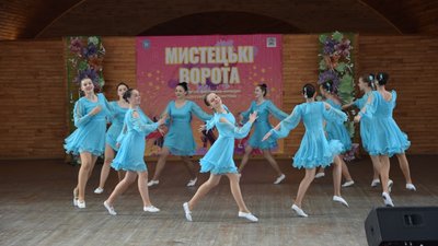 У Житомирі визначили переможців фестивалю-конкурсу хореографічних колективів "Мистецькі ворота-2021" У Житомирі визначили переможців фестивалю-конкурсу хореографічних колективів "Мистецькі ворота-2021"