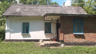 Батьківський будинок у селі Виноградівка, де народилася Ніна Павловська і куди переїхала з окупованого росіянами Херсона. Батьківський будинок у селі Виноградівка, де народилася Ніна Павловська і куди переїхала з окупованого росіянами Херсона.